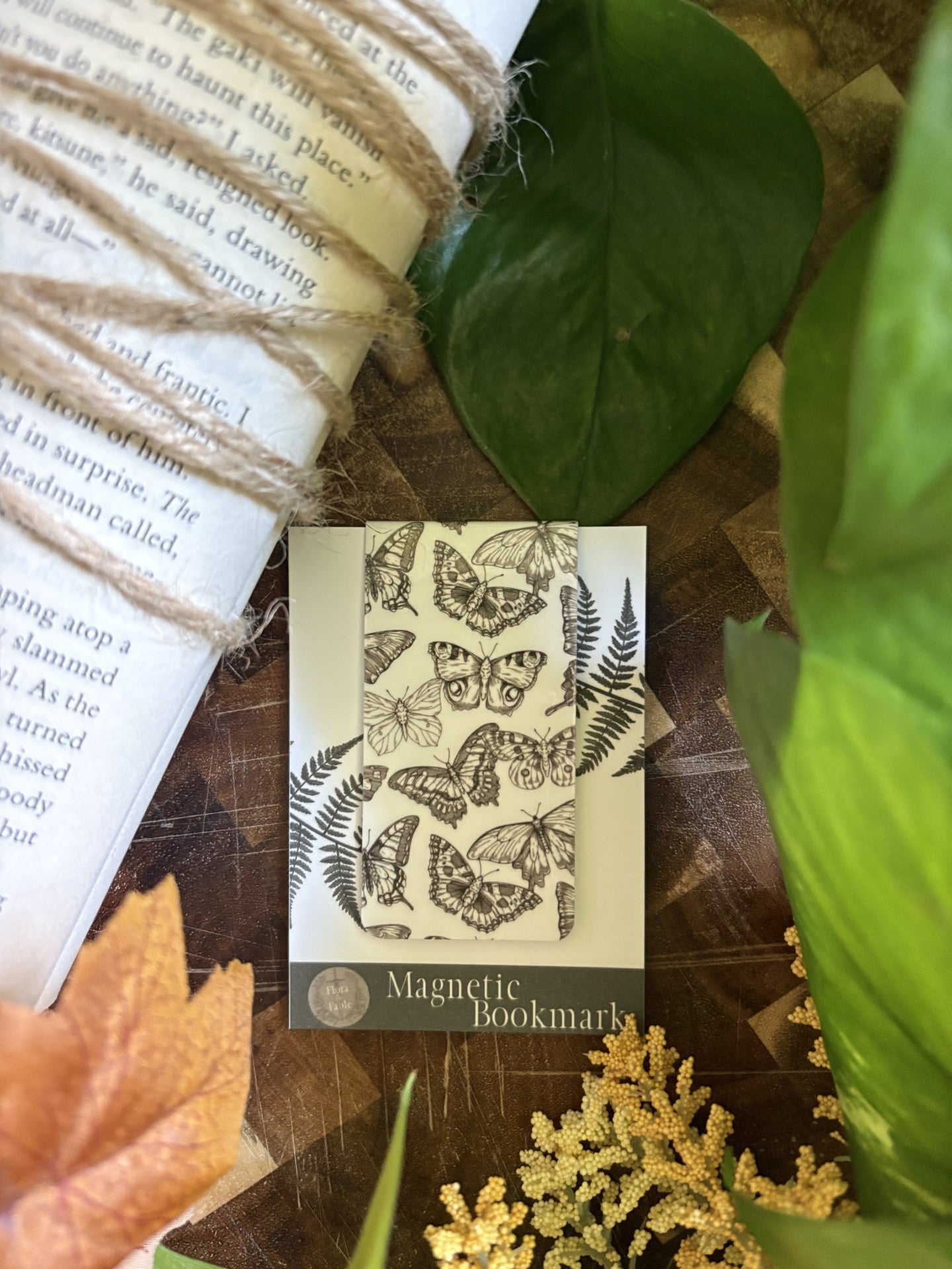 Migration Magnetic Bookmark
