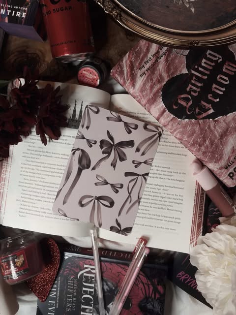 Coquette Kindle Insert