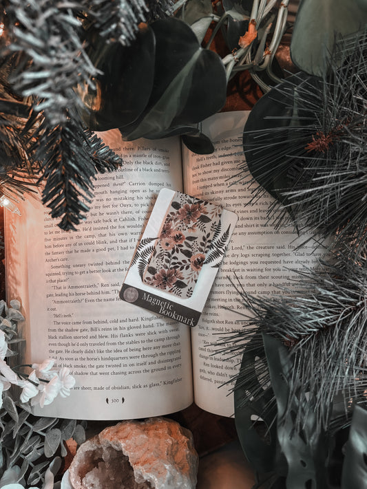 Bouquet Magnetic Bookmark